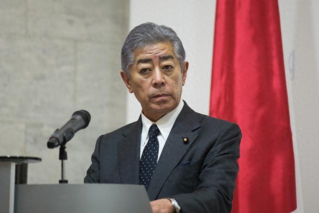 日本外相